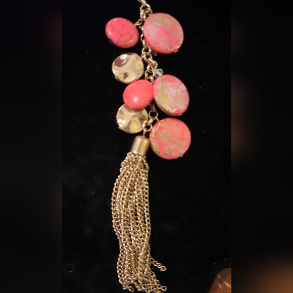 Charming Charlie necklace adjustable beaded and tassels - Picture 6 of 8